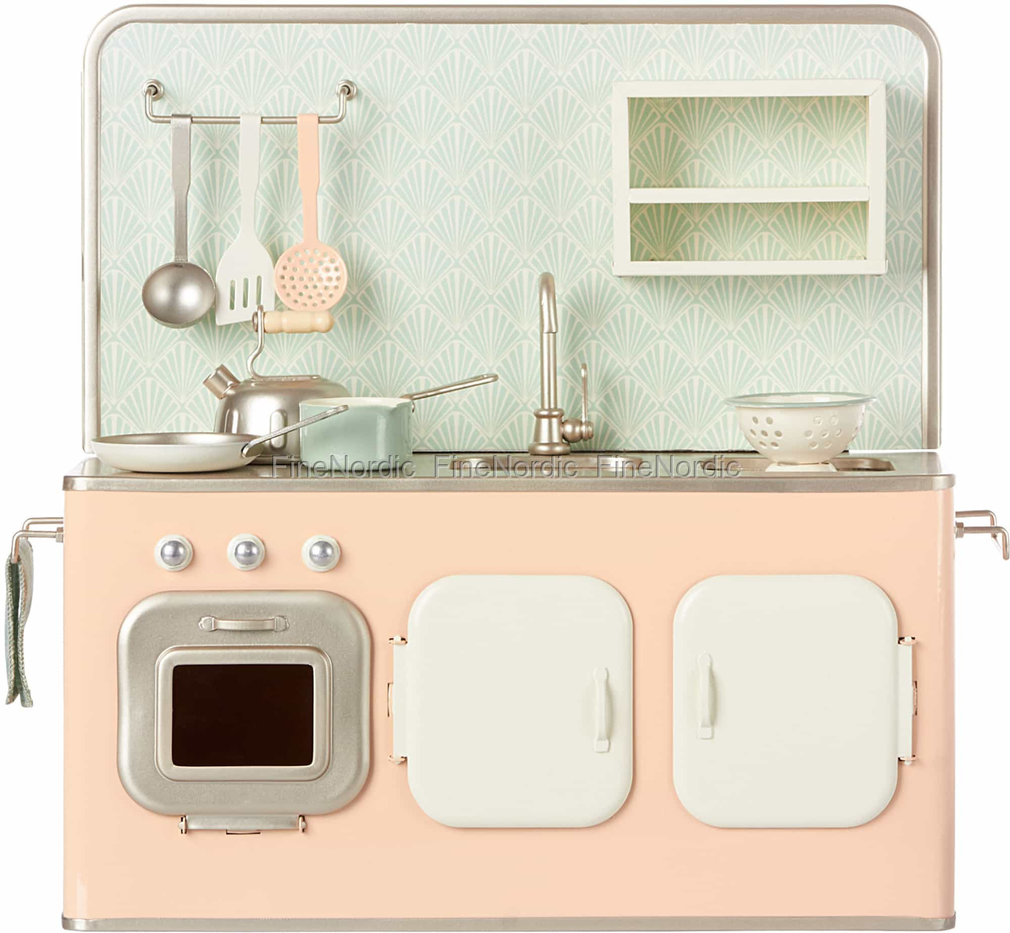 maileg metal kitchen set