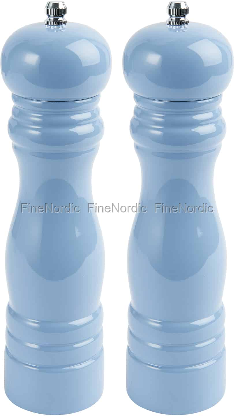 blue salt and pepper shakers