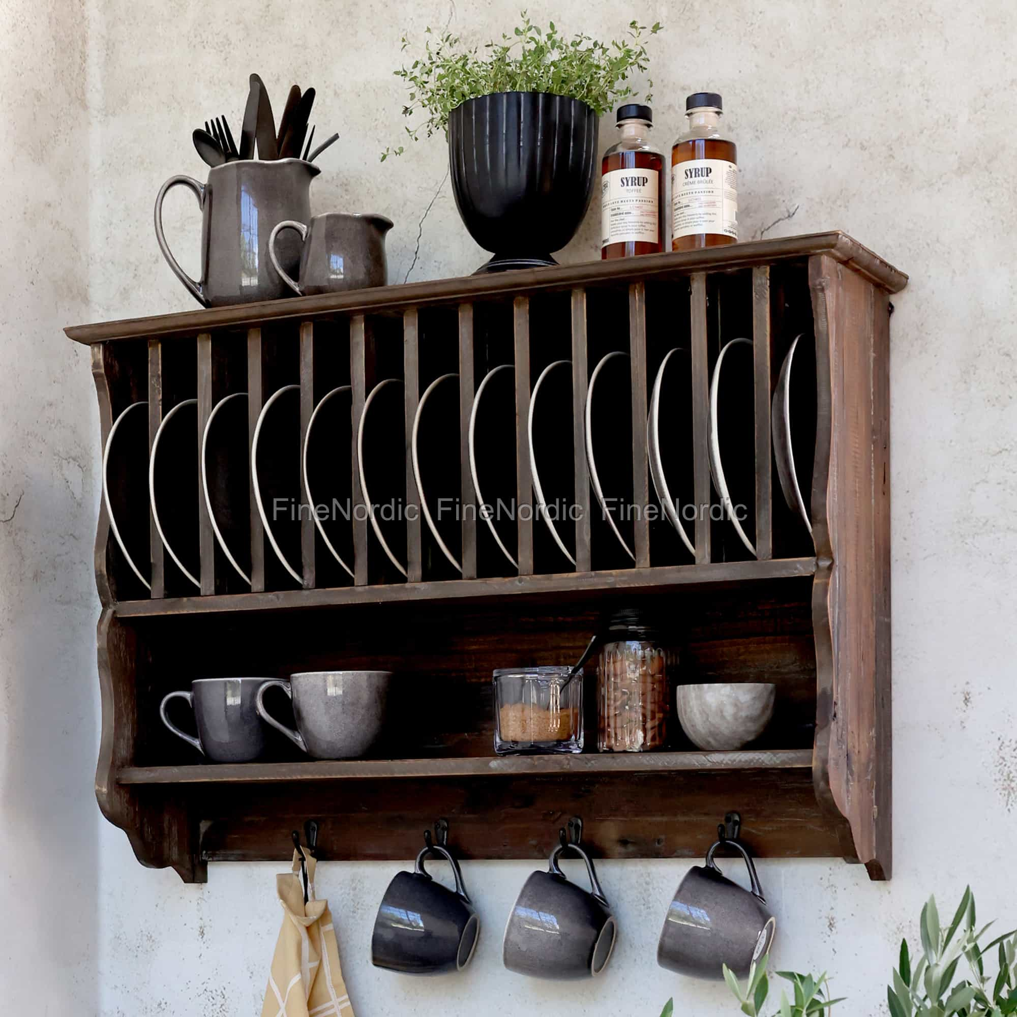 Chic Antique Plate Rack with Shelf and 4 Hooks in Recycled Wood