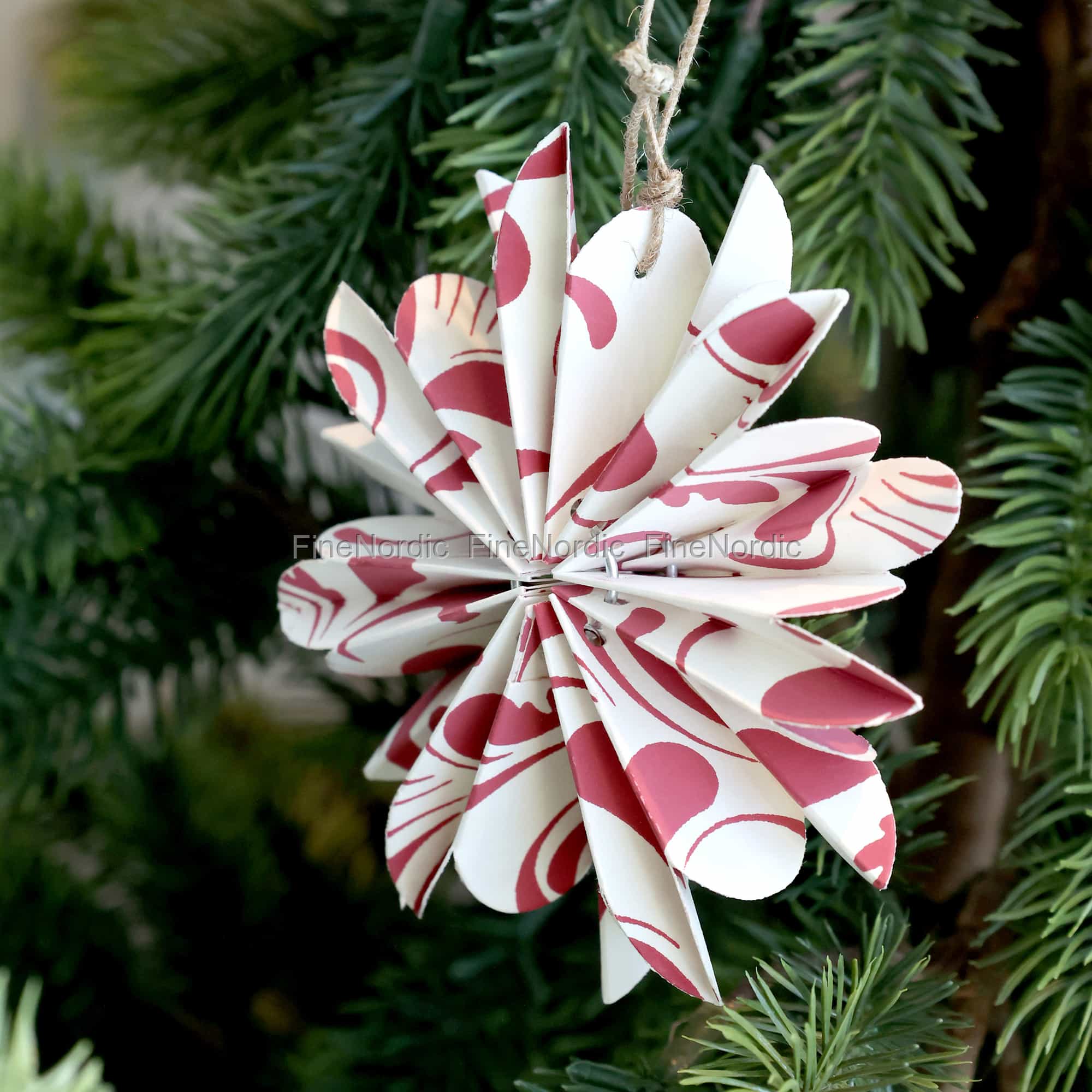 old fashioned paper christmas ornaments