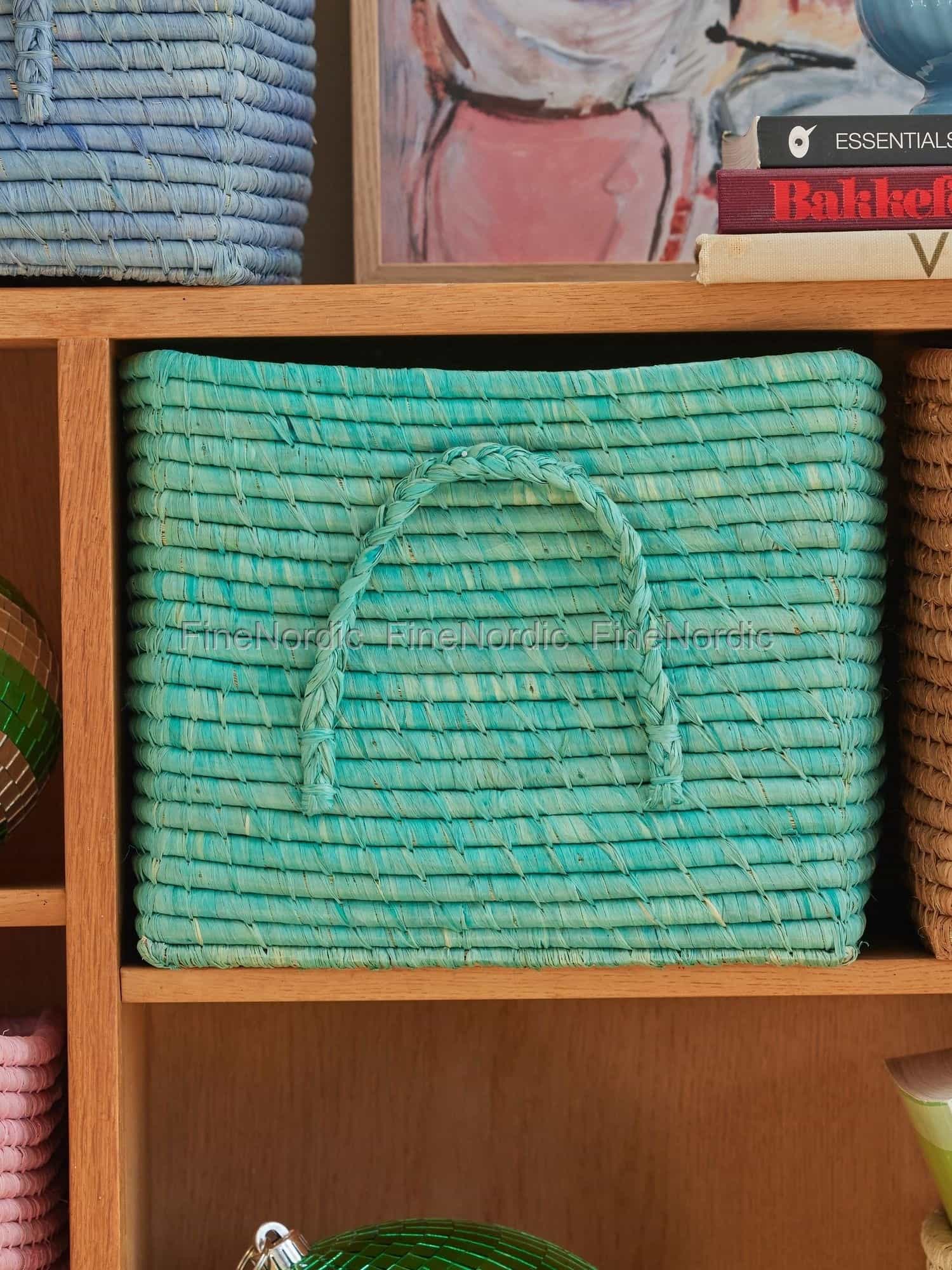 Raffia Pedestal Basket